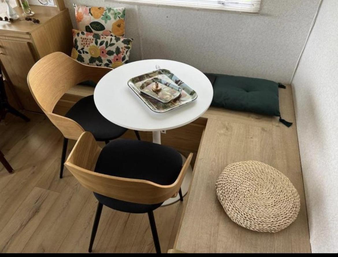 فندق هولتينفي  Tiny House In De Wei المظهر الخارجي الصورة