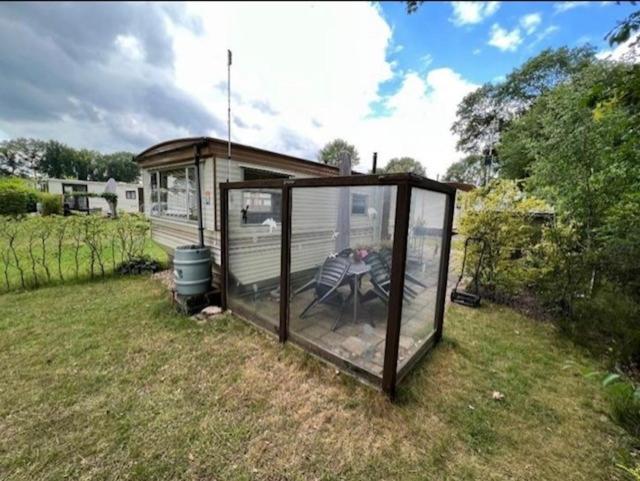 فندق هولتينفي  Tiny House In De Wei المظهر الخارجي الصورة